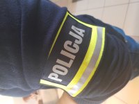 logo policja  na rękawie