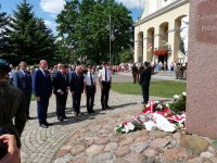 złożenie kwiatów na Święto WOjska Polskiego