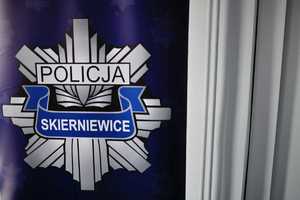 Logo policji w Skierniewicach.