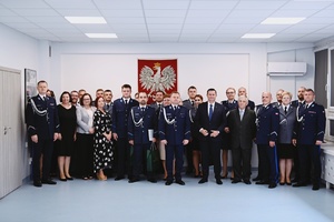 Zdjęcie grupowe policjantów.