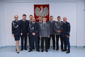 zdjęcie grupowe policjantów.