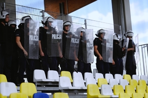 Policjanci podczas działań.