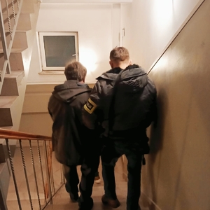 Kryminalny z zatrzymanym.