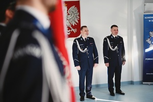 Komendant Miejski Policji w Skierniewicach wraz z I Zastępcą Komendanta Miejskiego Policji w Skierniewicach.