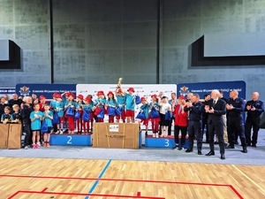 Skierniewicka drużyna na podium.