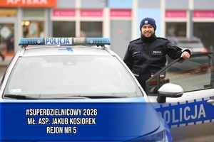 Dzielnicowy w rejonie służbowym.