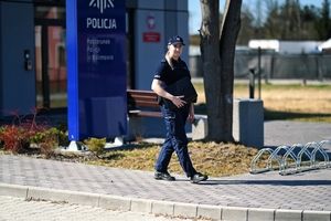 Dzielnicowa przy posterunku.
