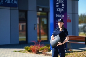 Dzielnicowa przy posterunku.